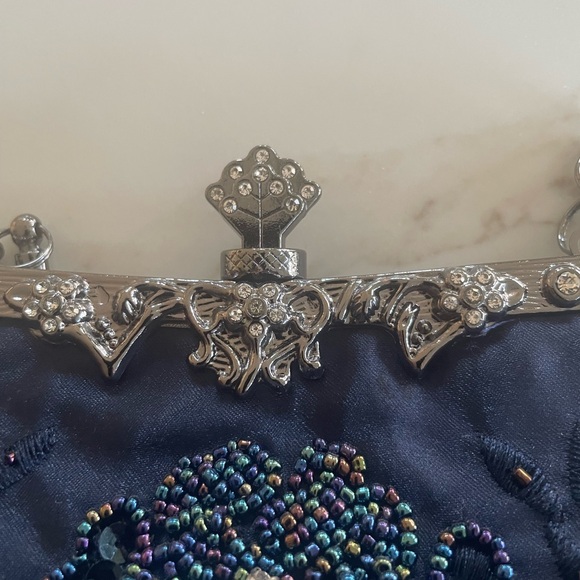 Elegant Navy Embroidered Handbag - Picture 4 of 8